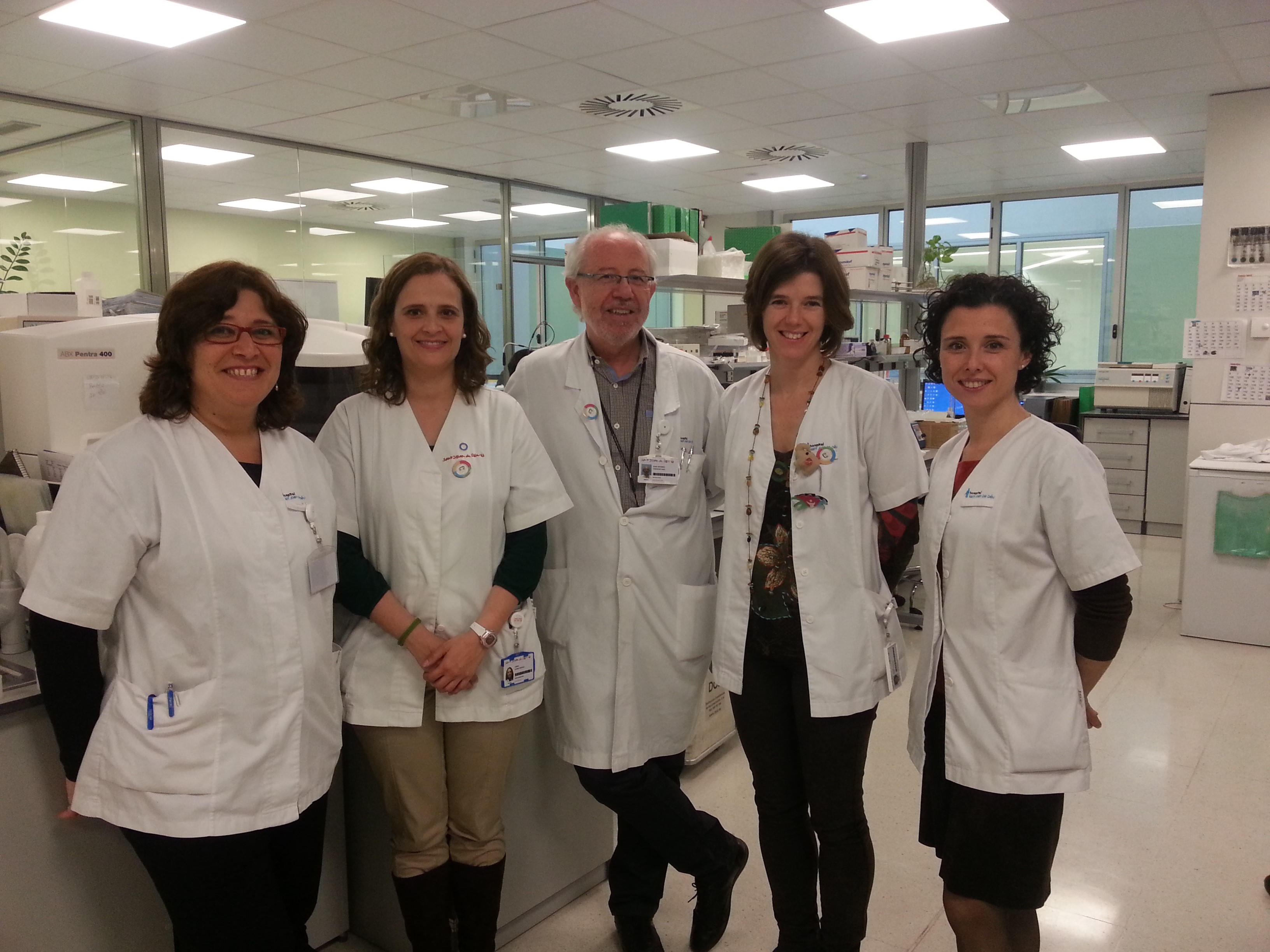 La colaboración entre médicos y familias permite avanzar en la investigación de tres enfermedades ultra- raras